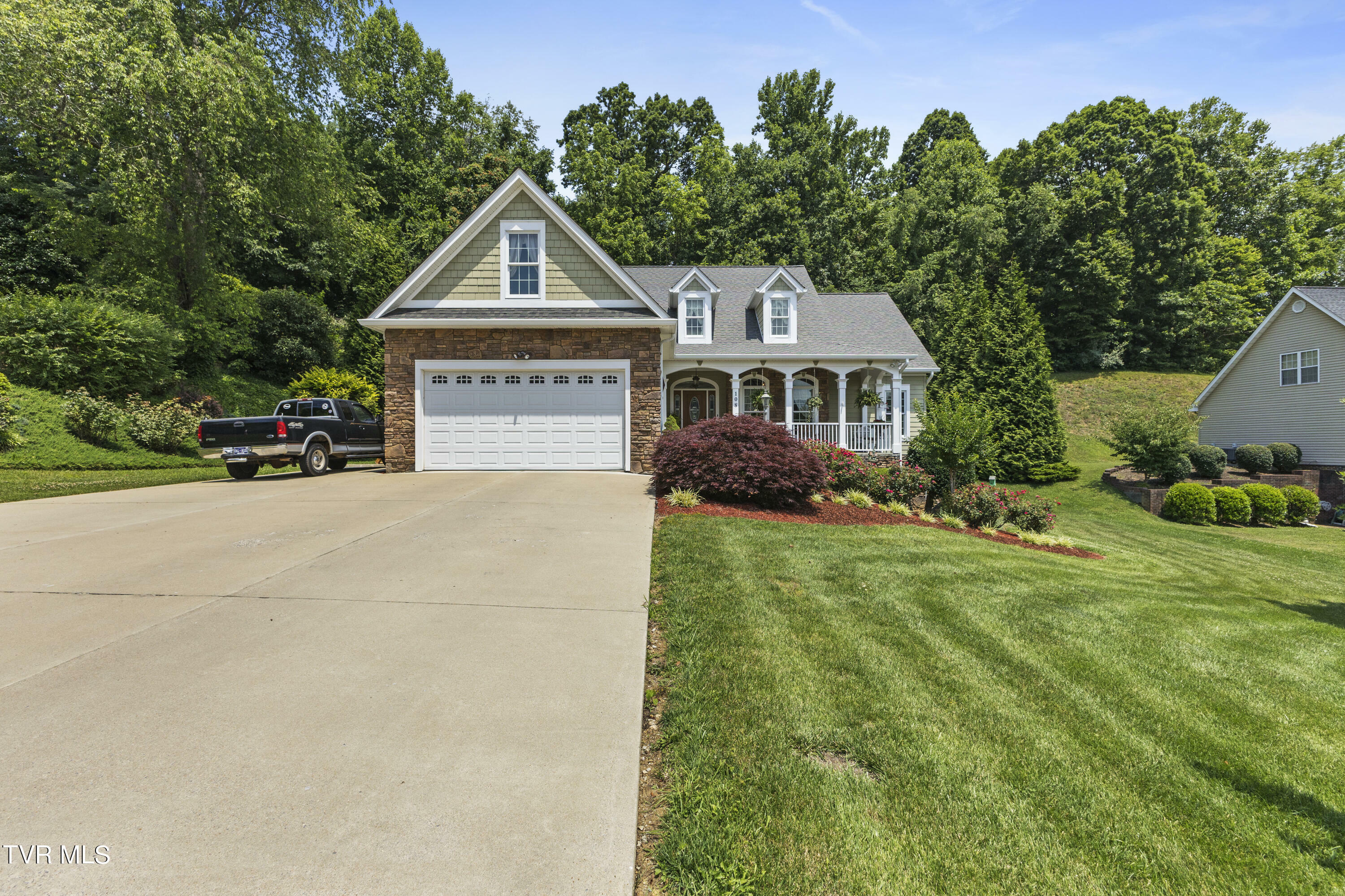 Property Photo:  108 Quail Run Road  TN 37601 