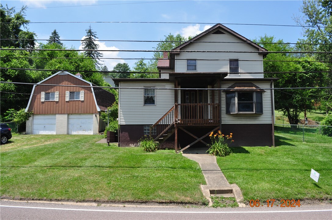 Property Photo:  4833 Pleasant Unity Rd  PA 15650 