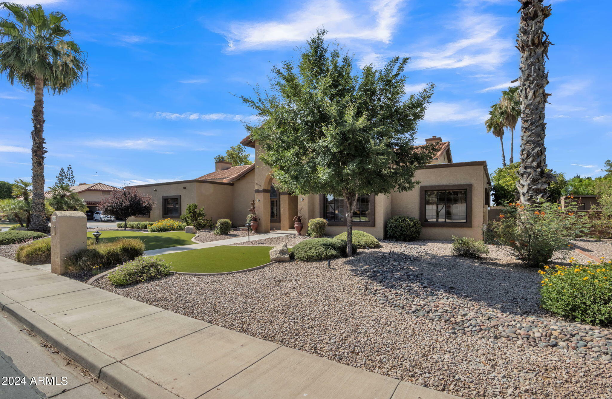 Property Photo:  3135 E Enrose Circle  AZ 85213 