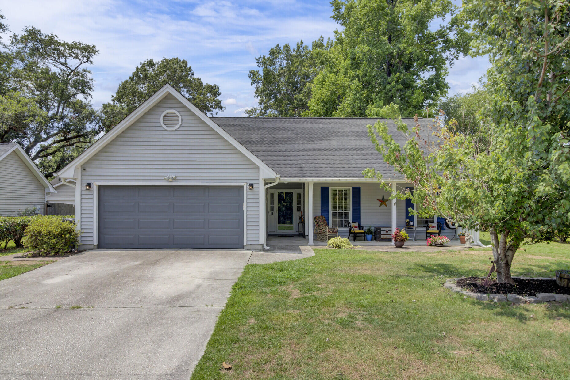 Property Photo: 8325 Longridge Road SC 29418