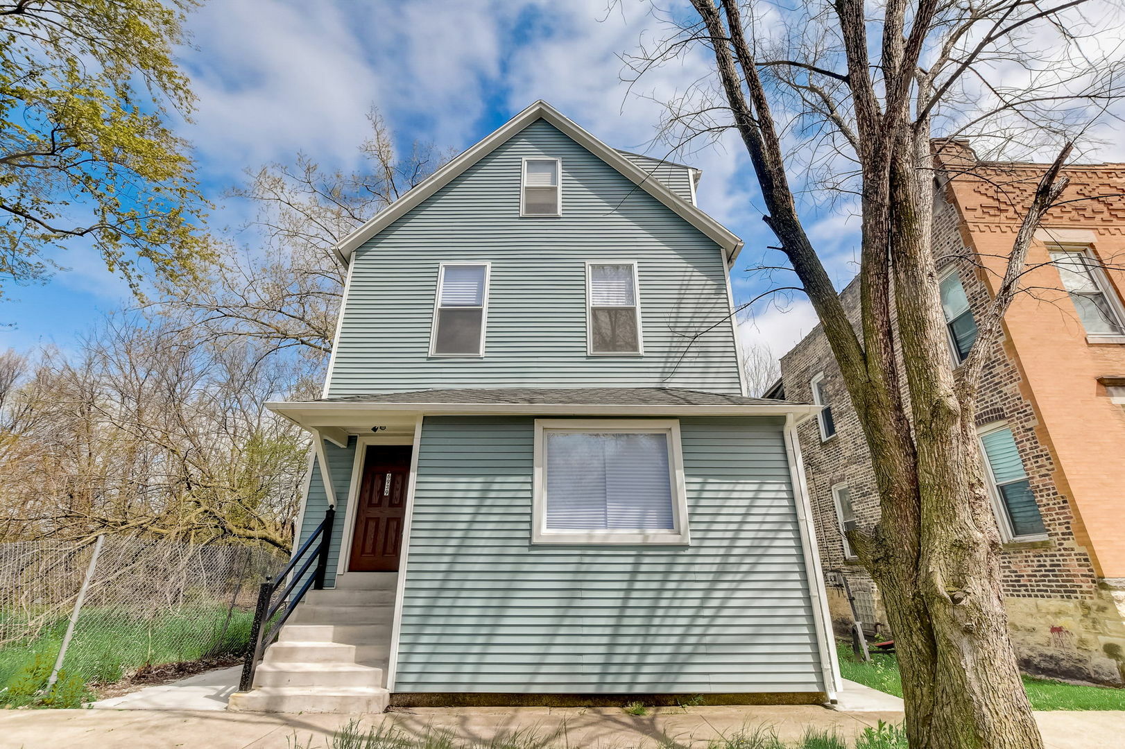 Property Photo:  6939 S Harvard Avenue  IL 60621 