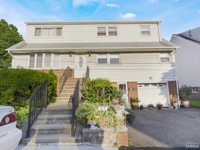 Property Photo:  145 Maple Avenue  NJ 07424 