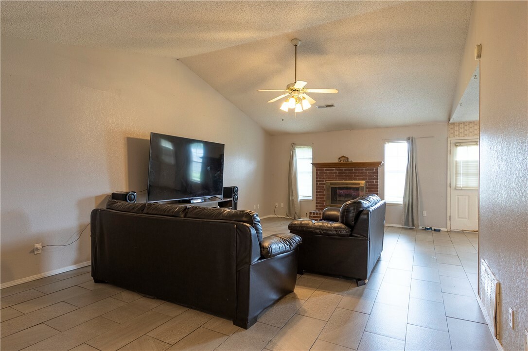 Property Photo:  2415 Cardinal Drive  AR 72764 