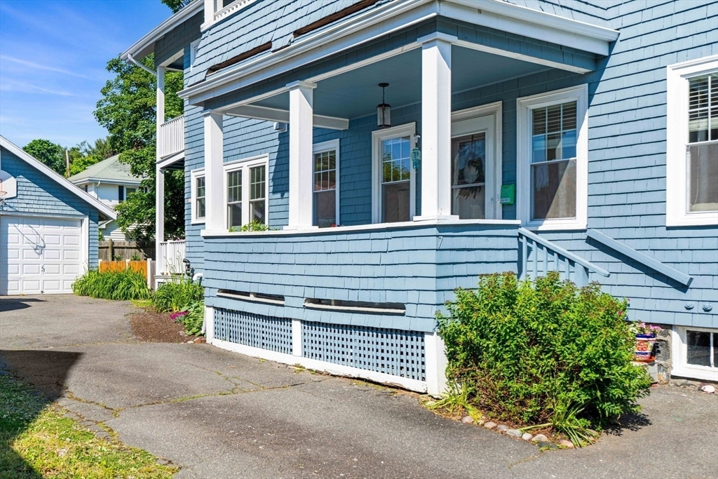 Property Photo:  7 Endicott Avenue 1  MA 01945 