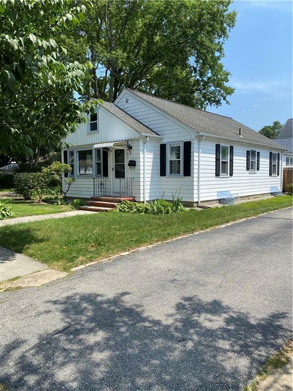 Property Photo:  46 Farm Street  RI 02908 