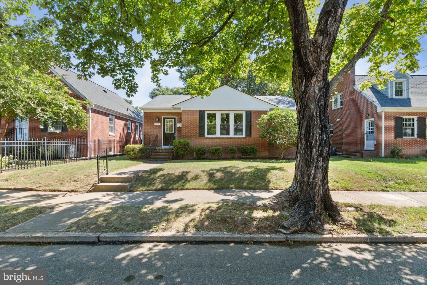 Property Photo:  1213 Stafford Avenue  VA 22401 