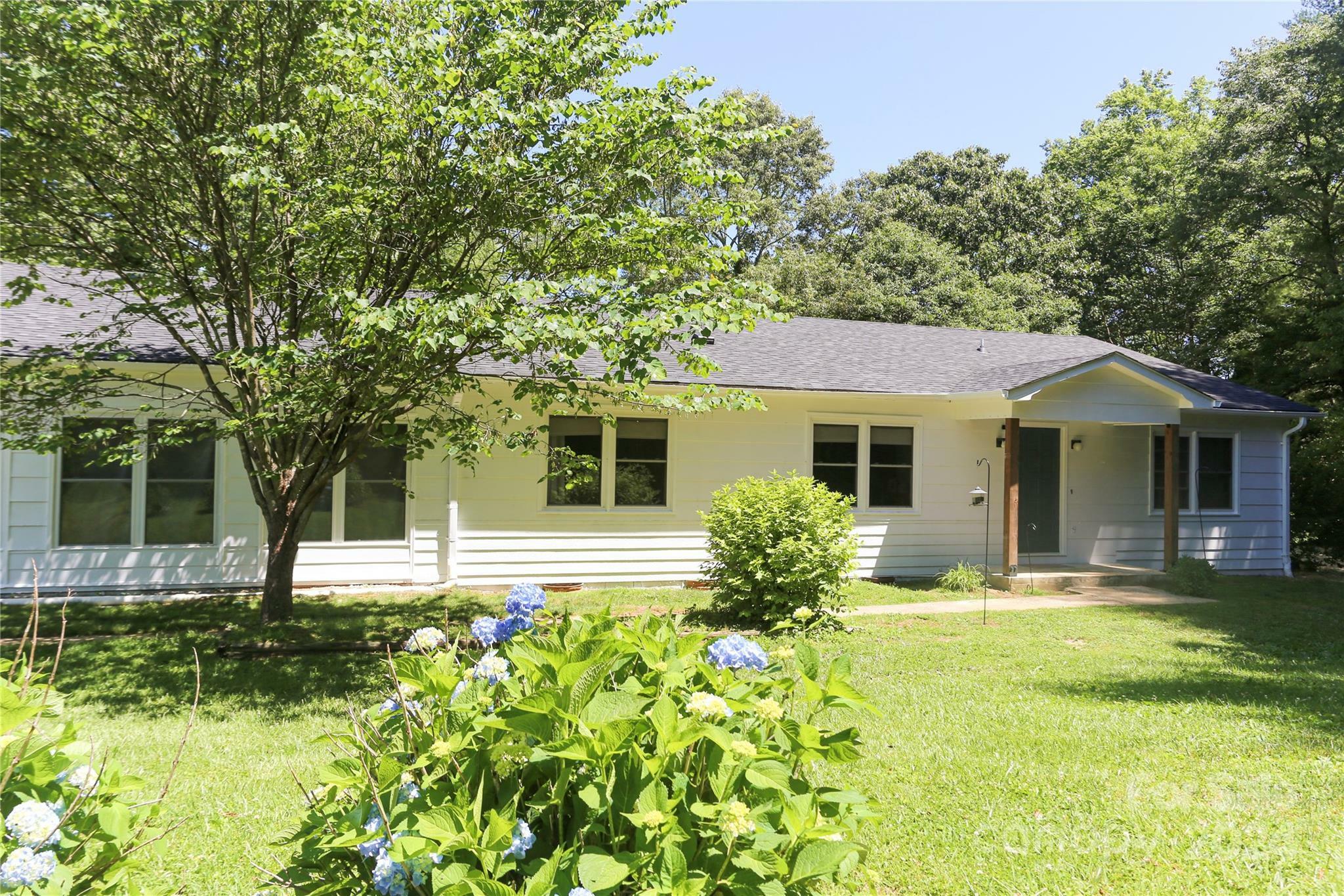 Property Photo:  2416 Kanuga Road  NC 28739 