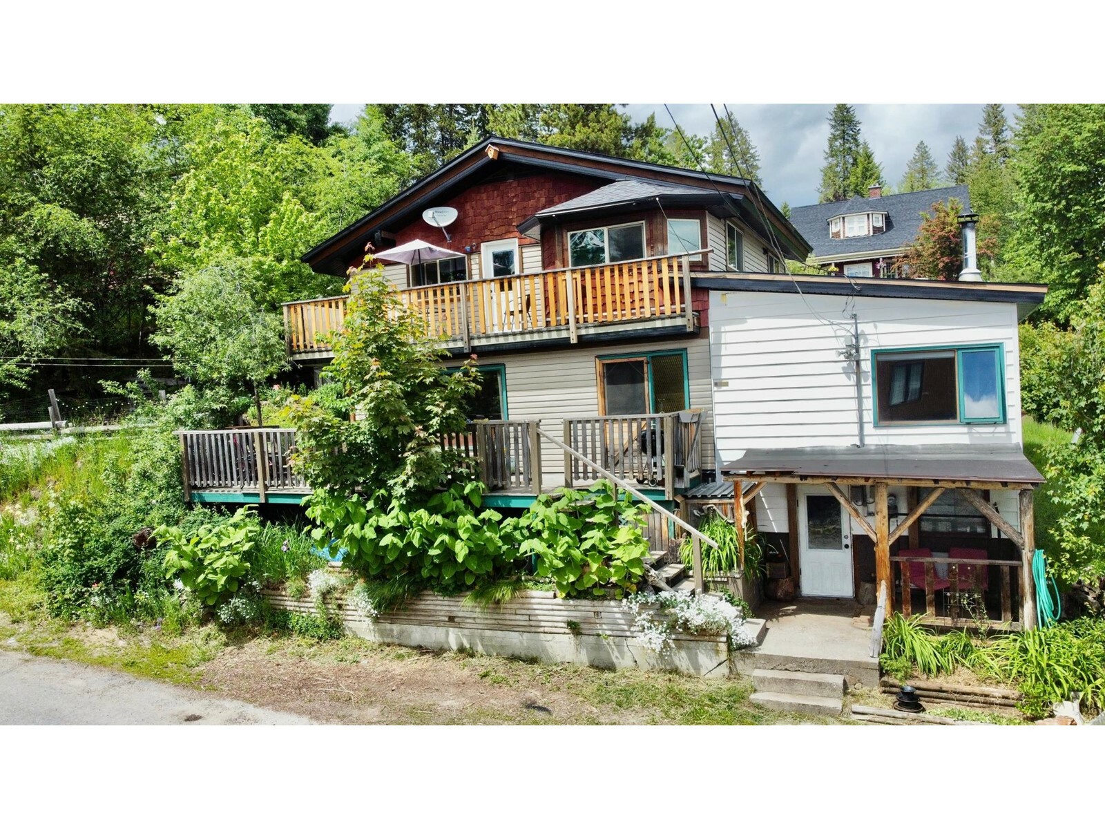 Property Photo:  1830 Fourth Avenue  BC V0G 1Y0 