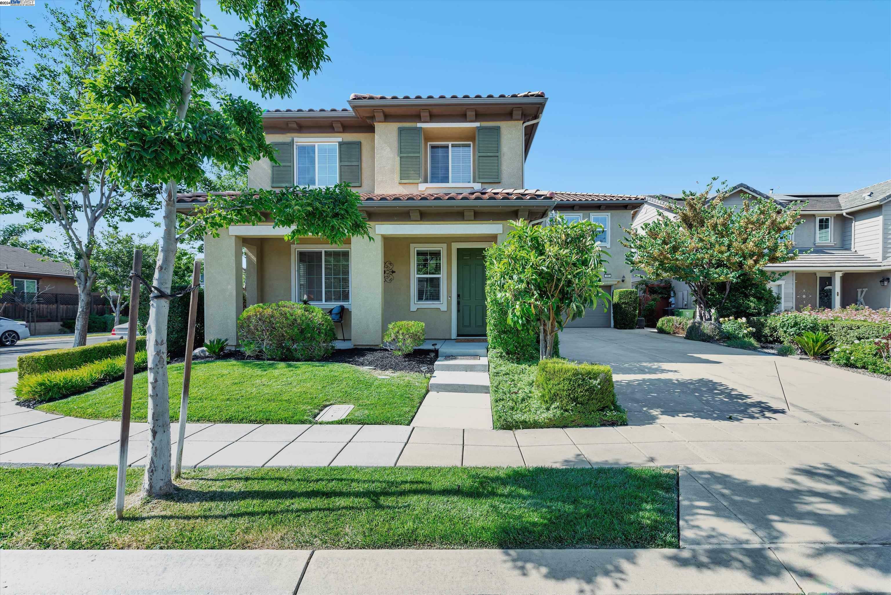 Property Photo:  391 W San Juan Dr  CA 95391 