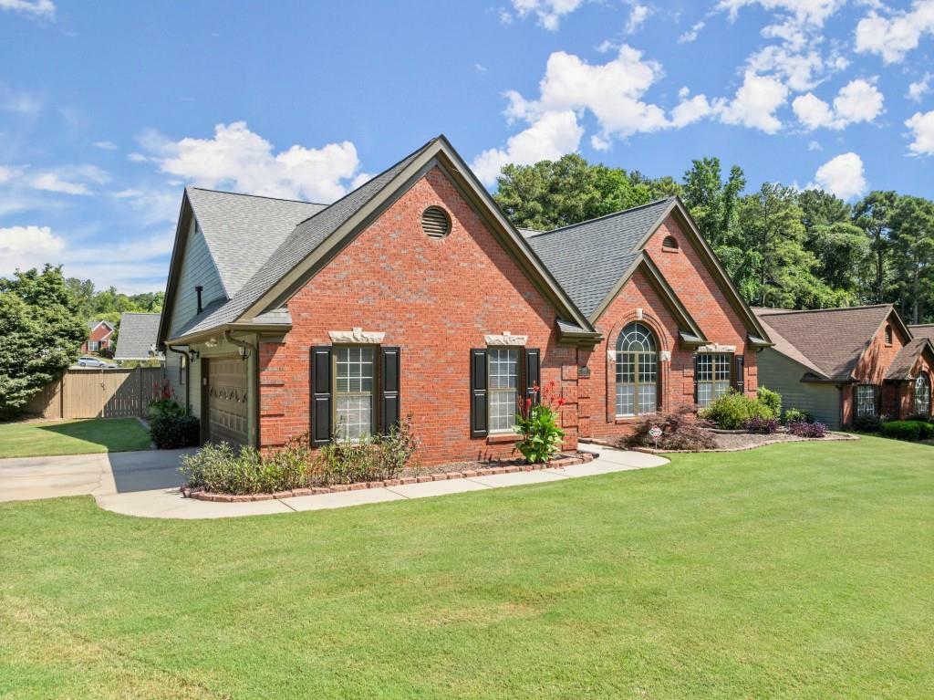 Property Photo: 1381 Prospect Creek Court GA 30043