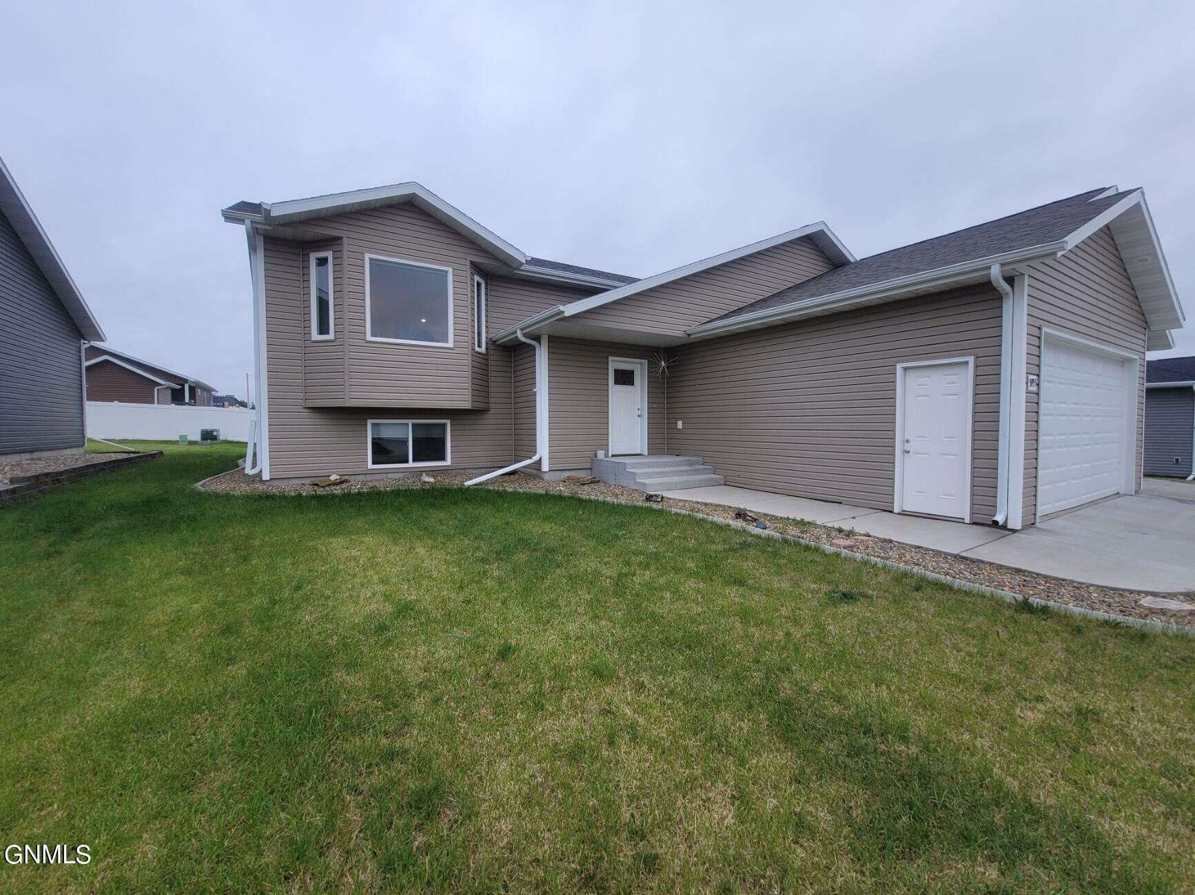 Property Photo:  5955 Reily Road  ND 58504 