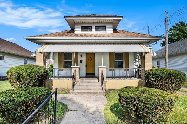 610 S Meade Street  South Bend IN 46619-3122 photo