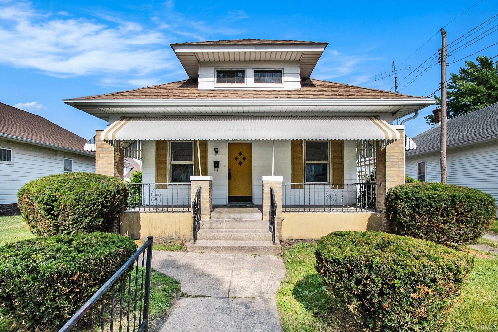 Property Photo: 610 S Meade Street IN 46619-3122