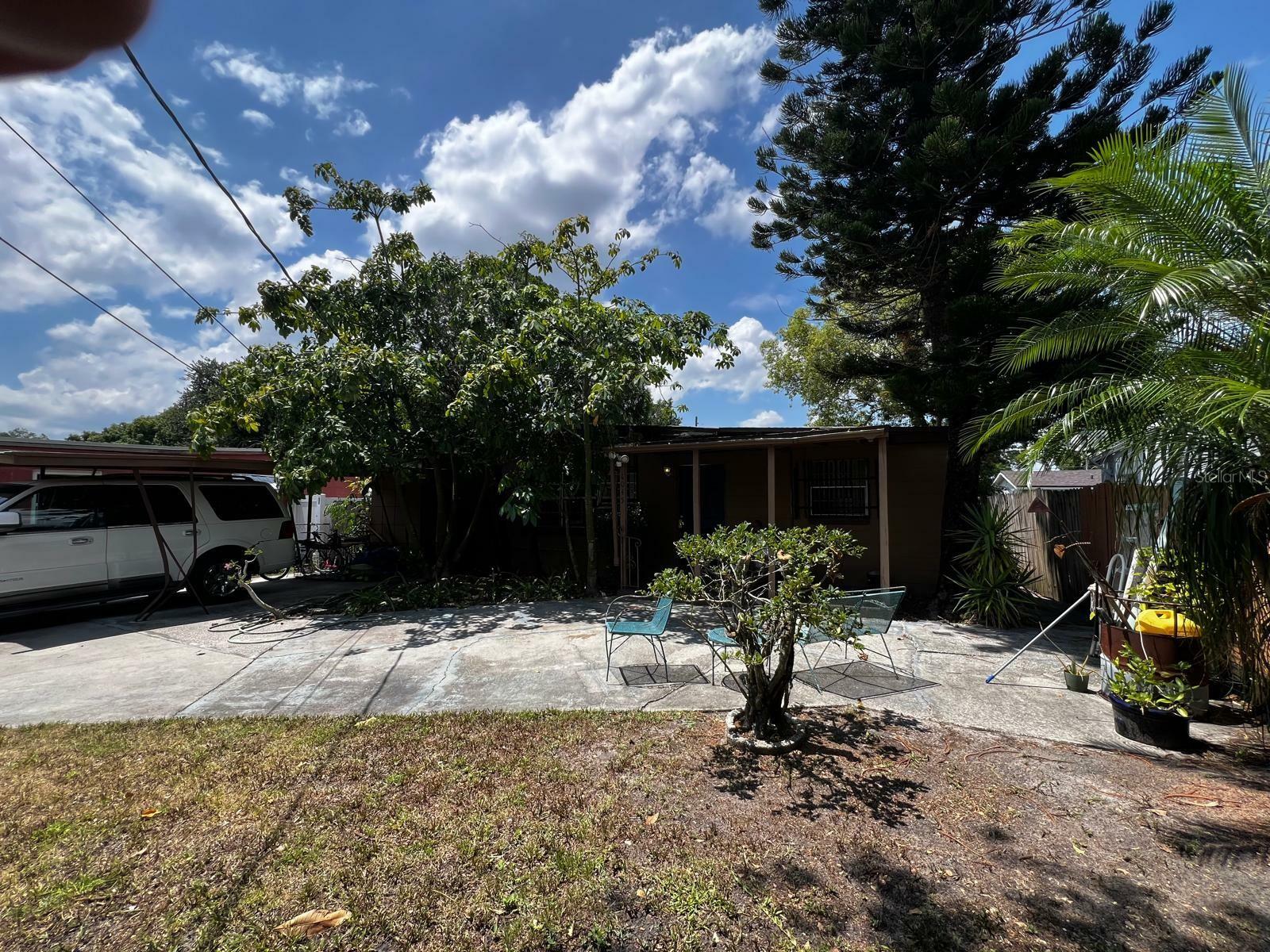 Property Photo:  4045 Shellman Street  FL 32811 