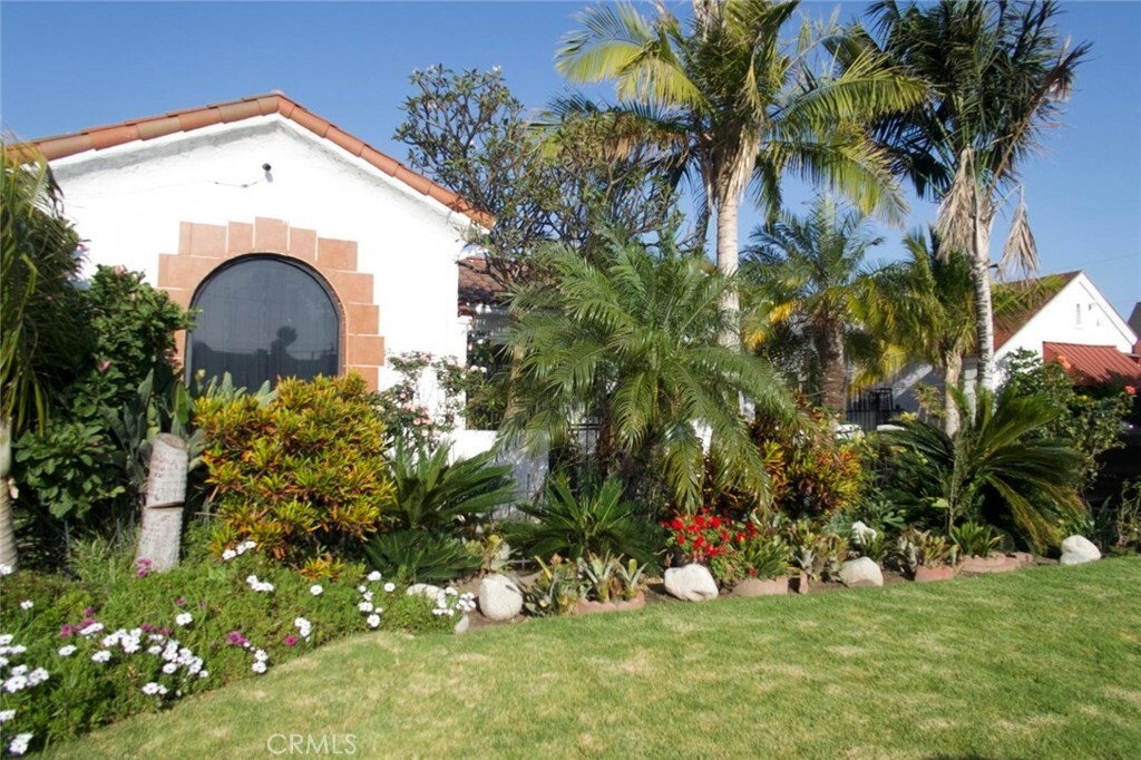 Property Photo: 7118 Arbutus Avenue CA 90255