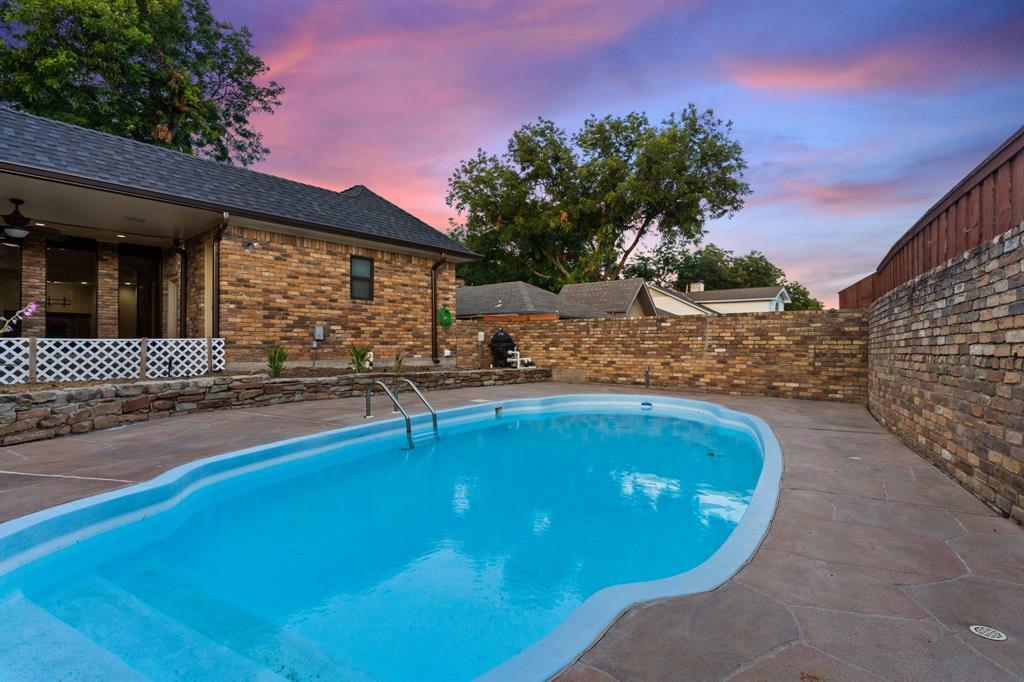 Property Photo:  3106 Cambridge Drive  TX 75088 