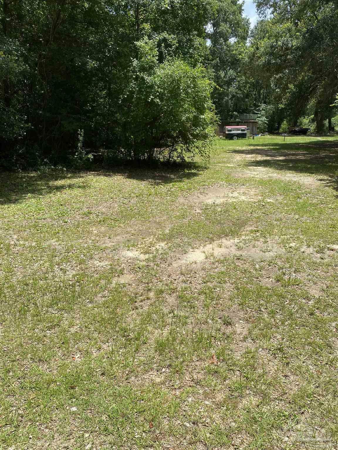 Property Photo:  Blk Sasser Ln  FL 32526 