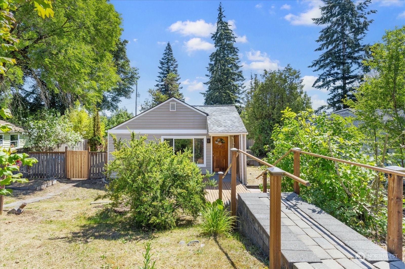 Property Photo:  16260 9th Avenue NE  WA 98155 