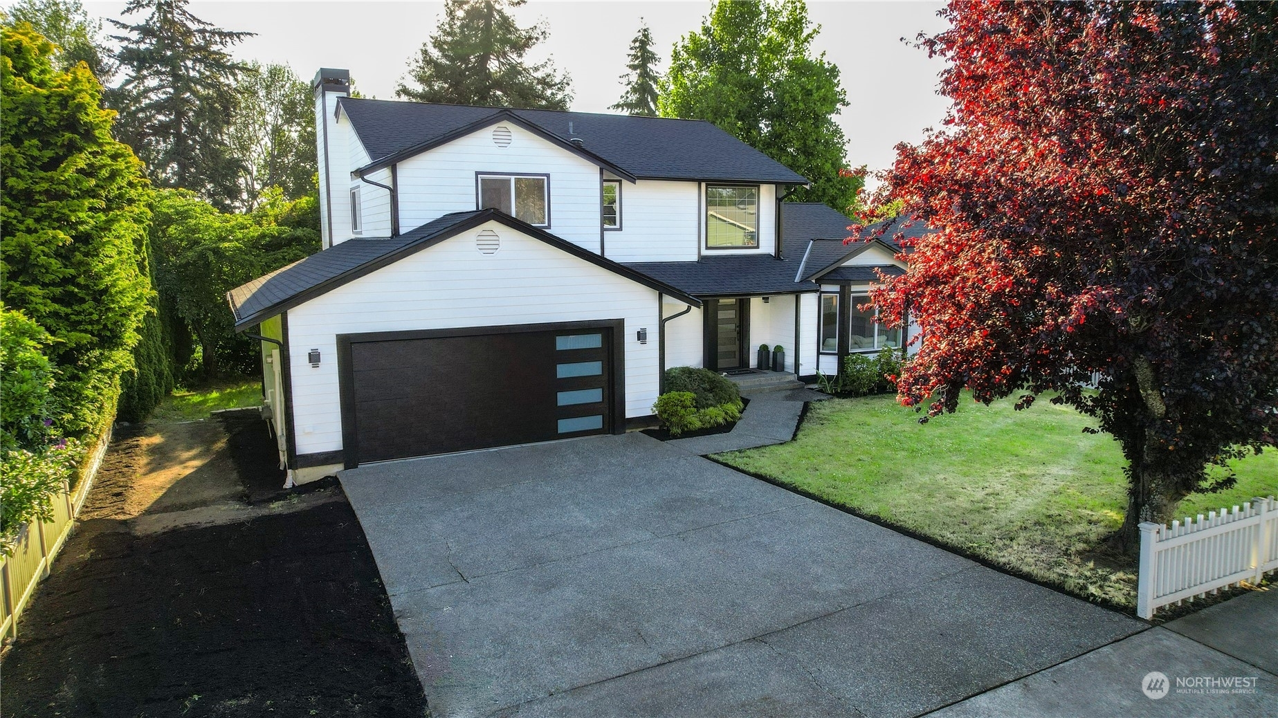 Property Photo:  24301 9 Avenue S  WA 98198 