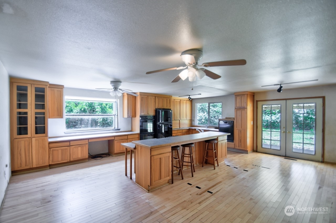 Property Photo:  6423 Alder Glen Drive SE  WA 98513 