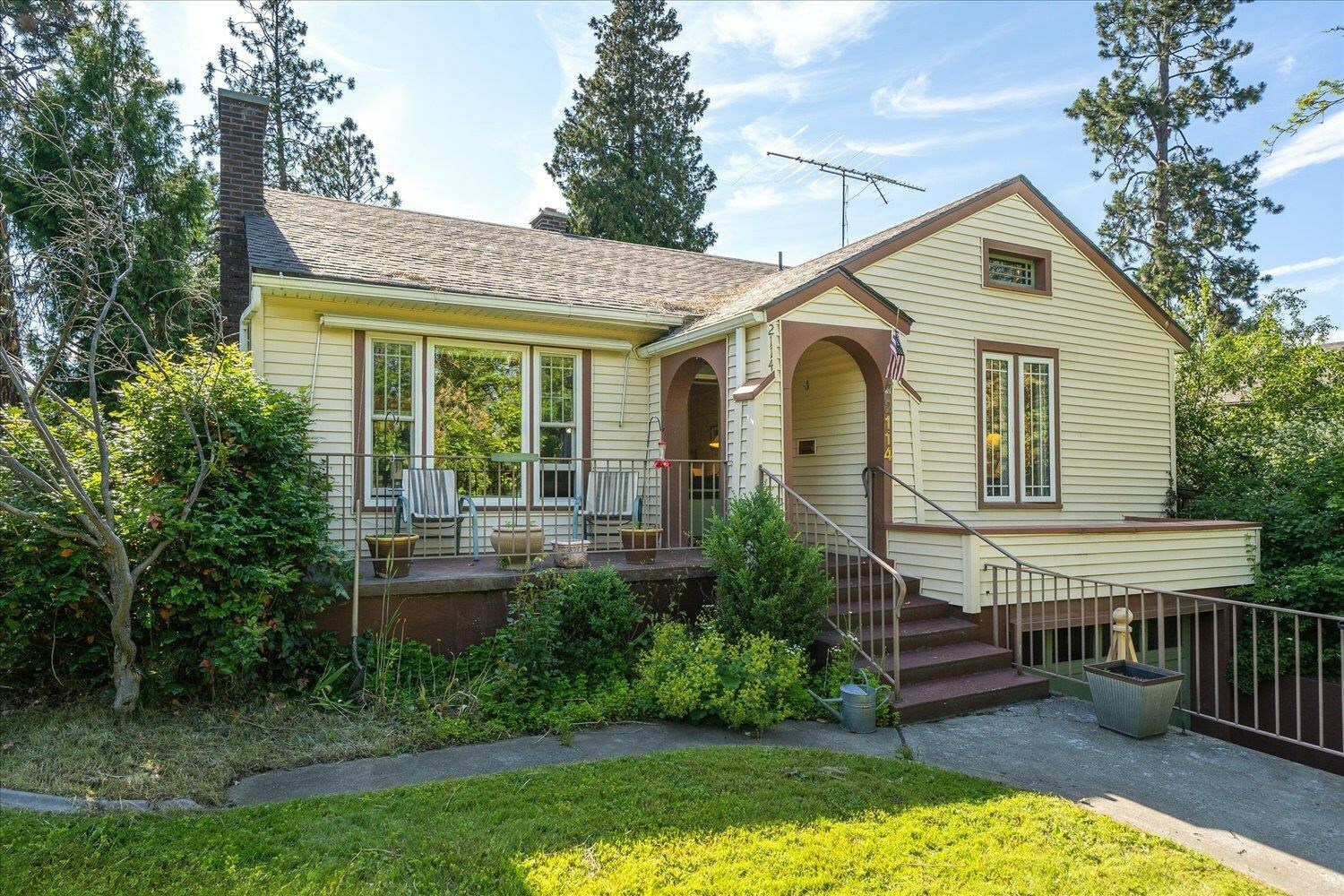 Property Photo:  2114 S Jefferson St  WA 99203 