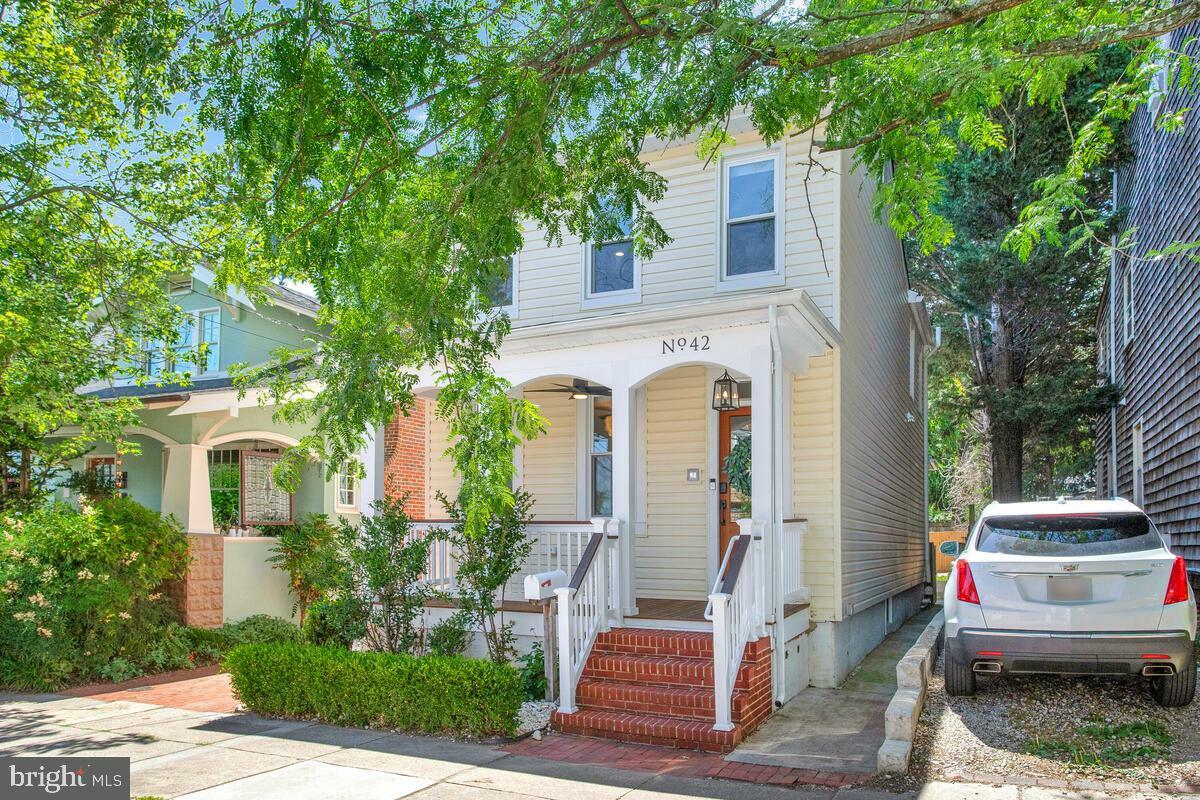 Property Photo:  42 Lafayette Avenue  MD 21401 