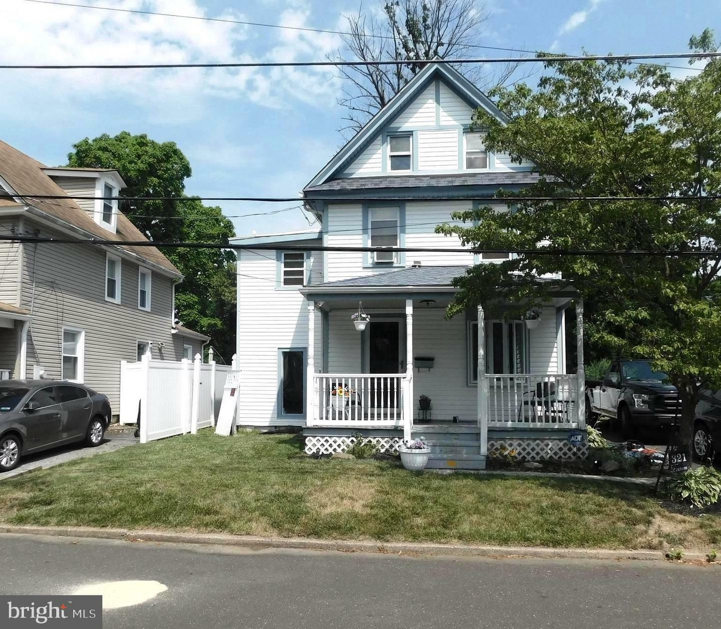 Property Photo:  321 Walnut Street  PA 19422 