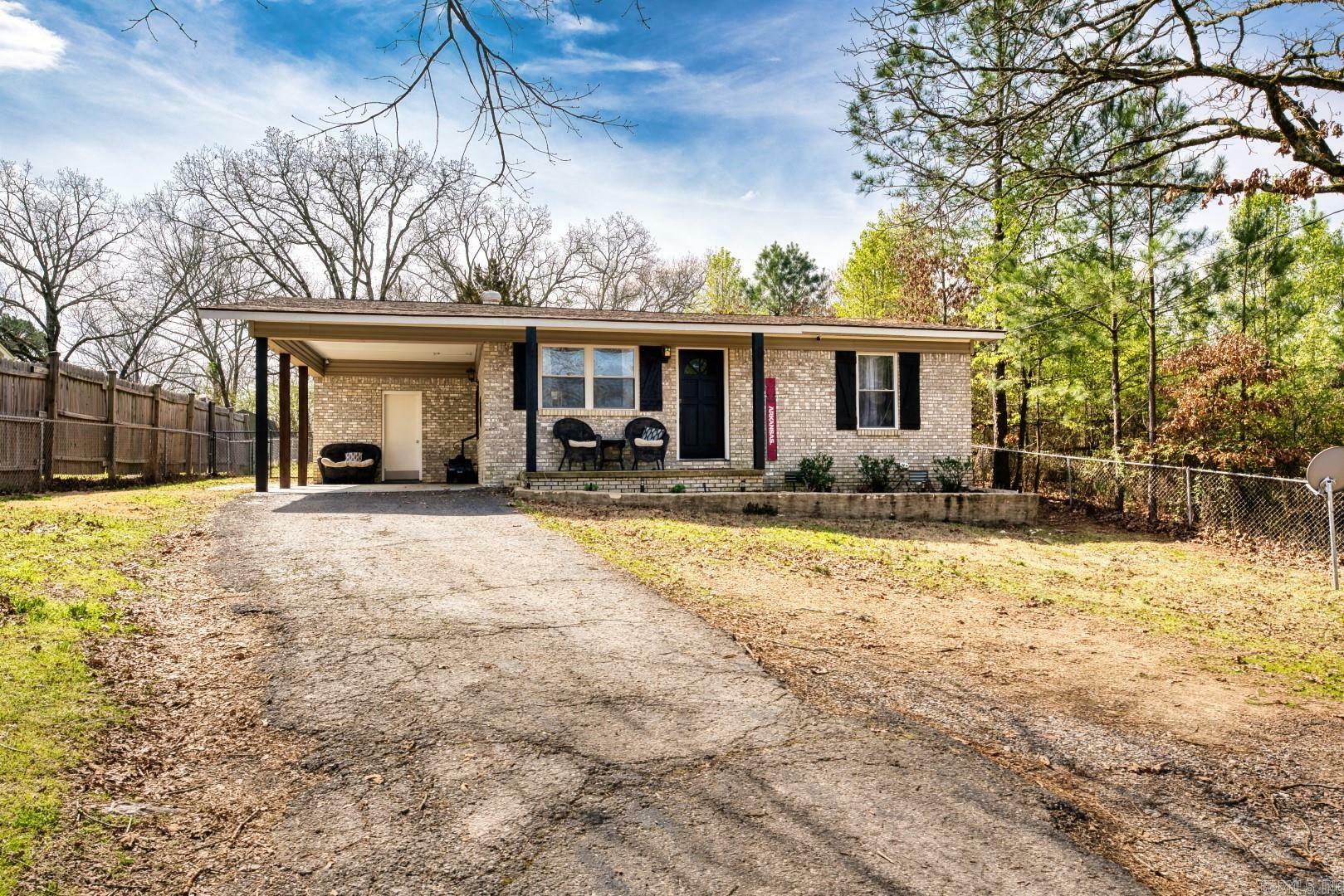 Property Photo:  310 Indian Hills Street  AR 71913 