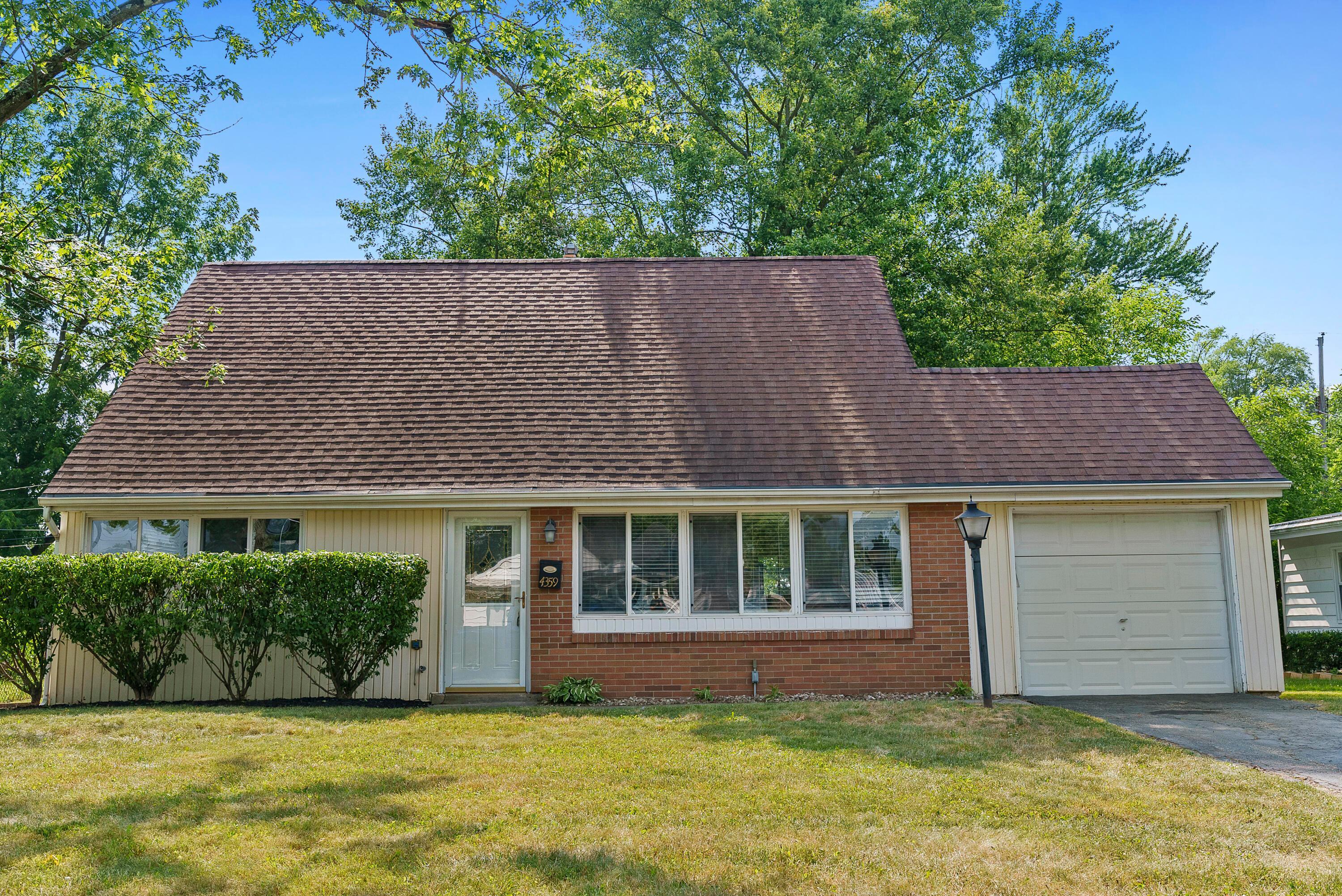 Property Photo: 4359 Brookgrove Drive OH 43123