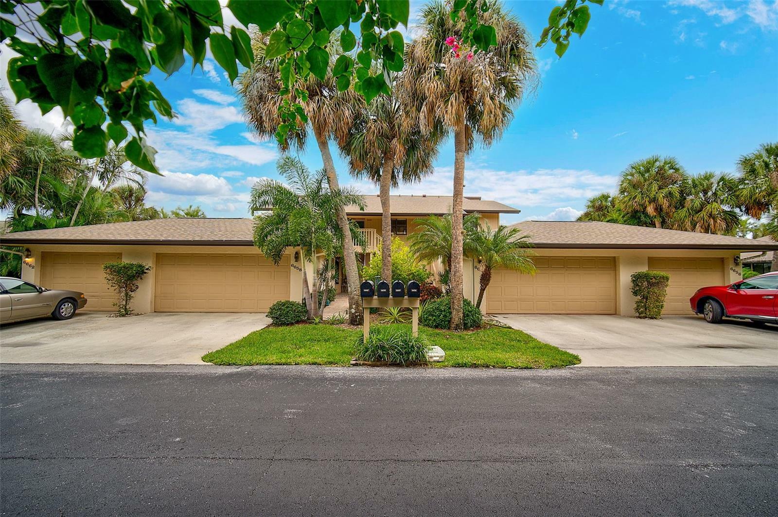 Property Photo:  6660 Schooner Bay Circle 6660  FL 34231 