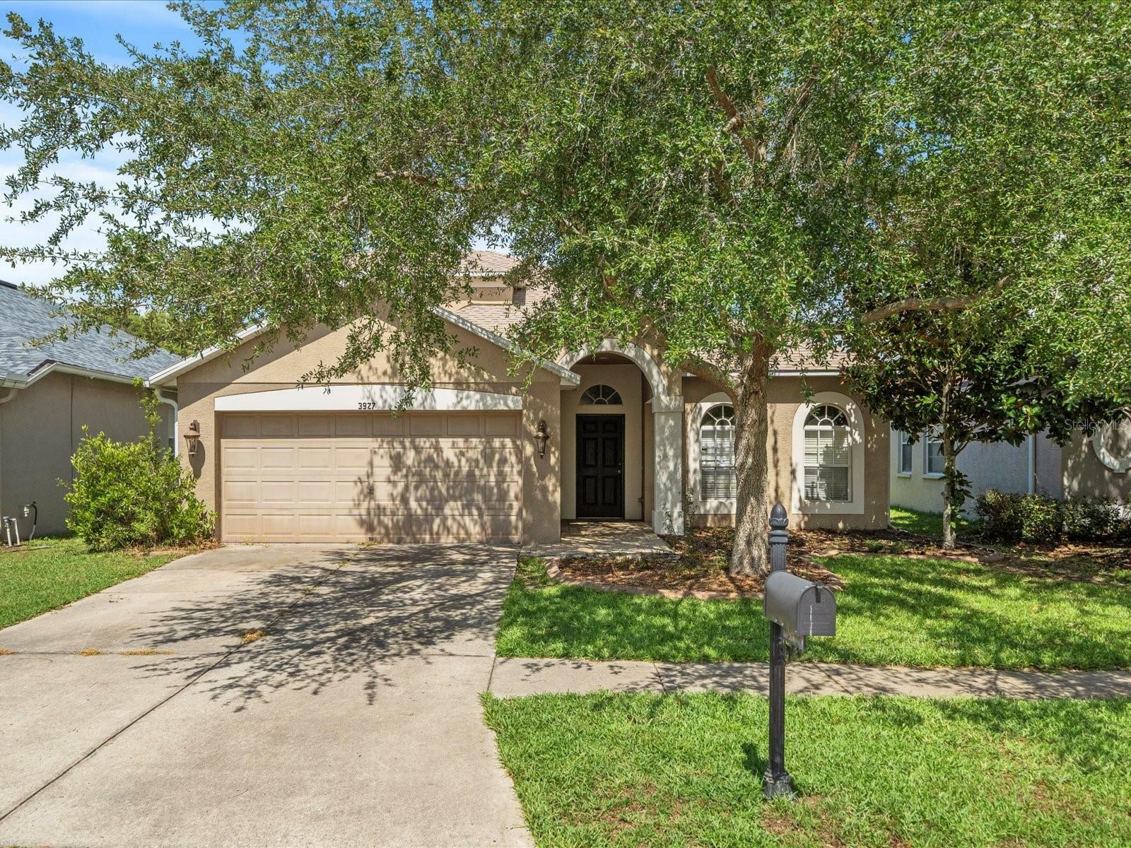 Property Photo:  3927 Stornoway Drive  FL 34638 