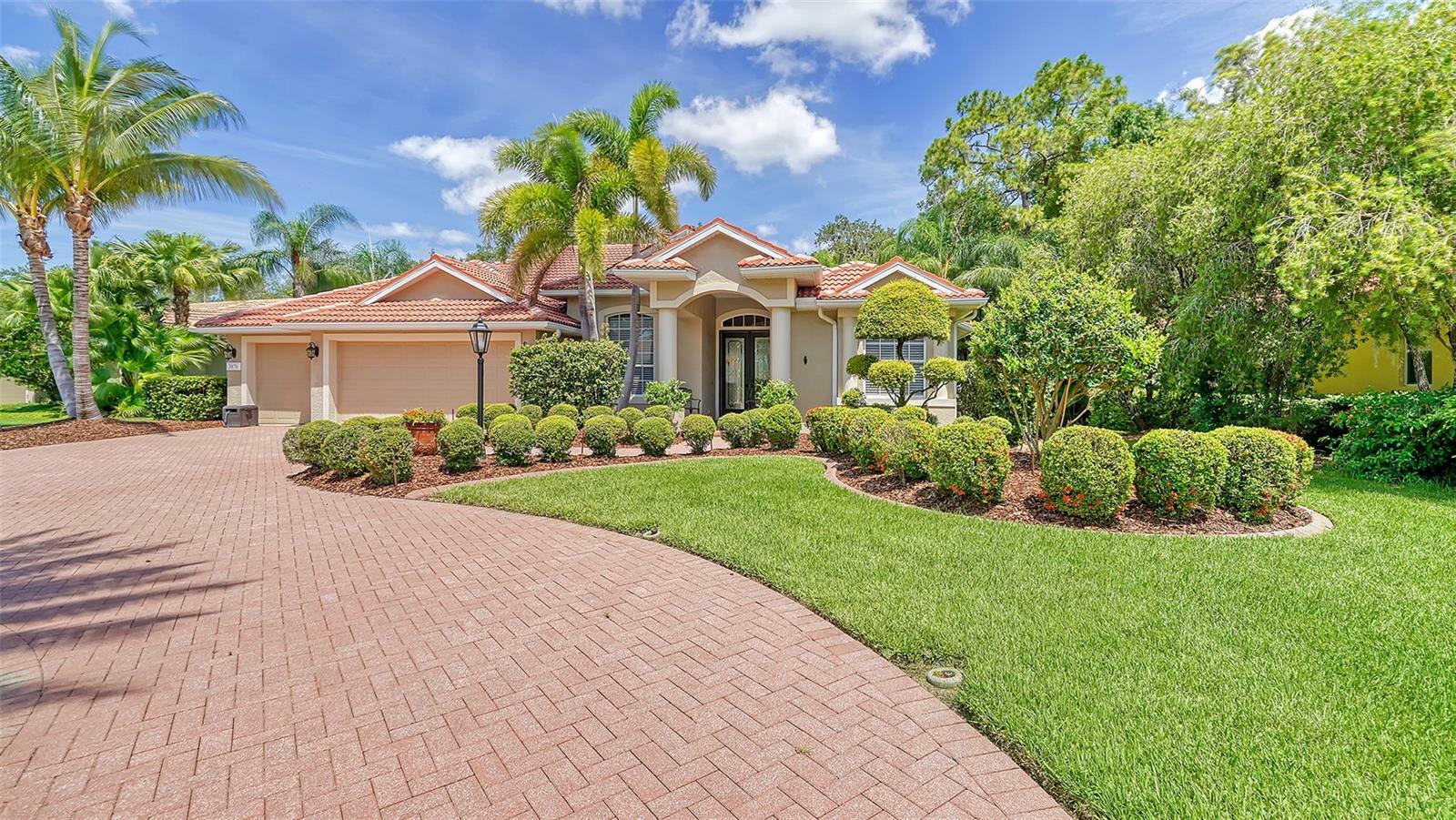 Property Photo:  3876 Royal Hammock Boulevard  FL 34240 