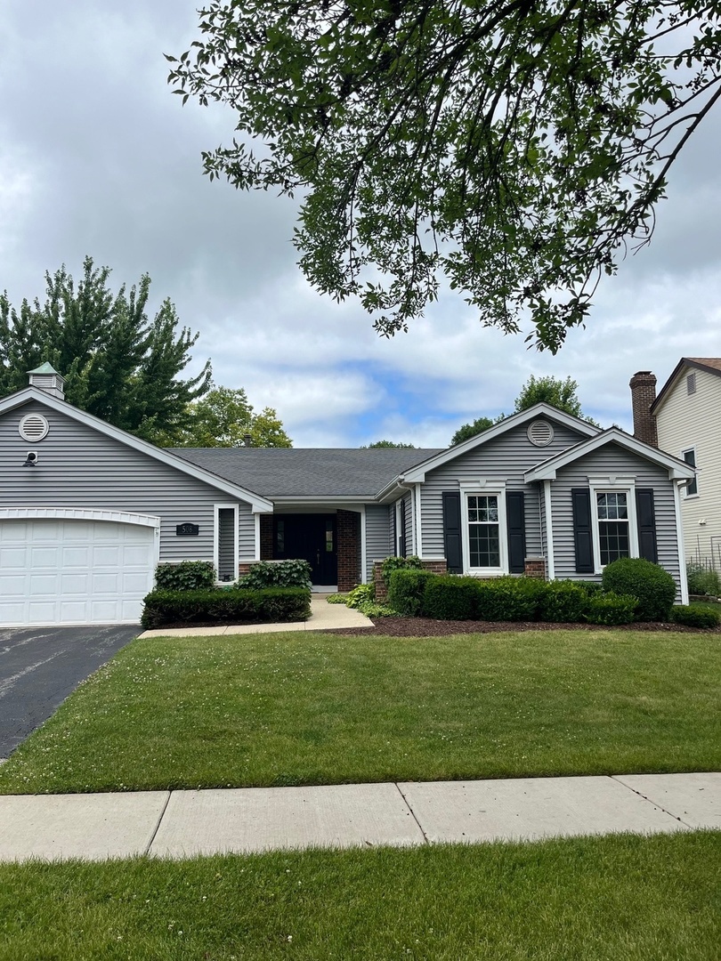 Property Photo: 508 Greenhill Lane IL 60193