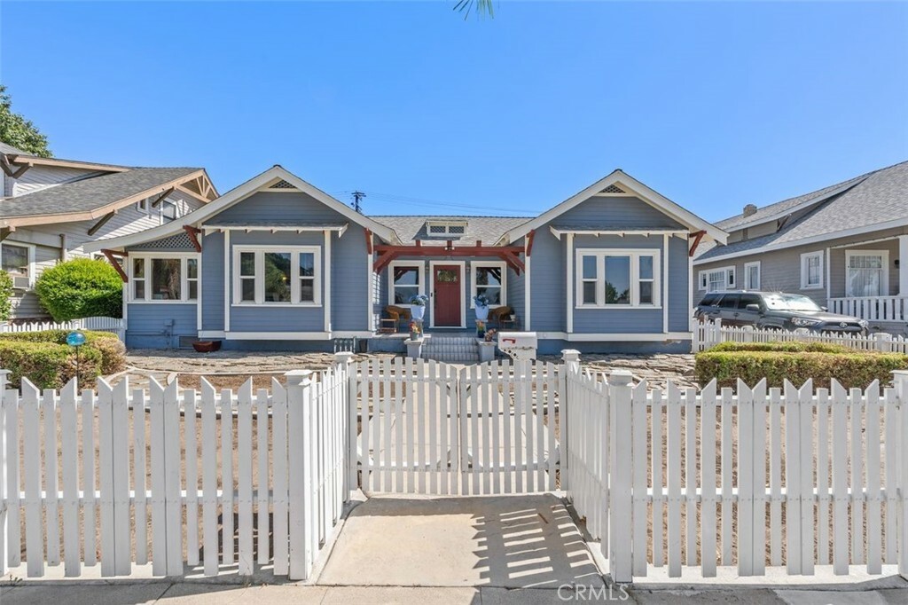 Property Photo:  212 E Olive Street  CA 92879 