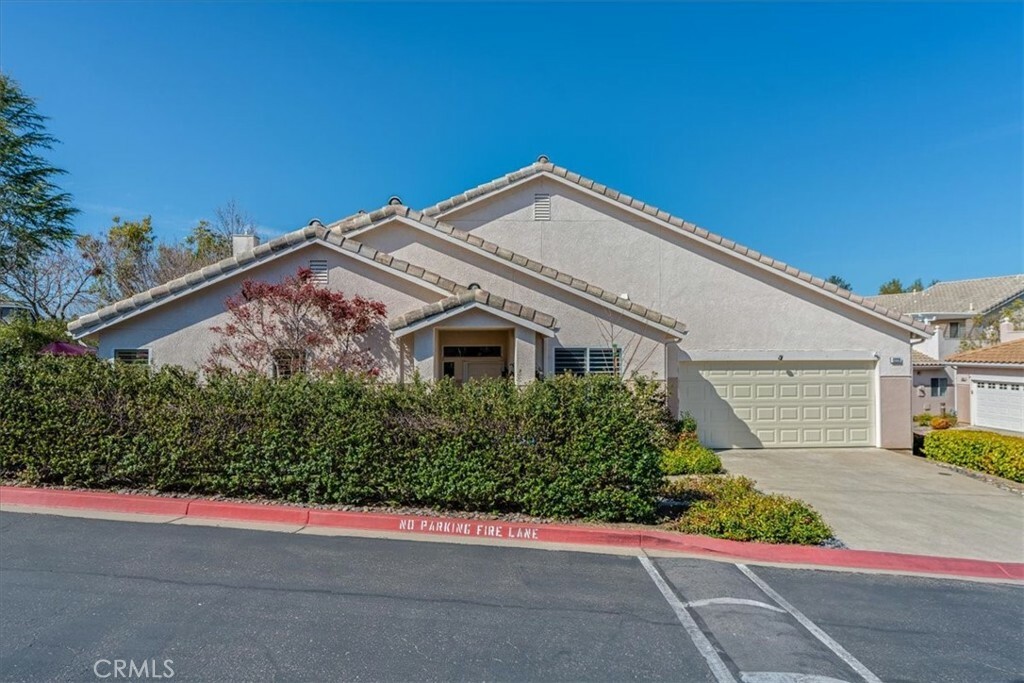 Property Photo:  1229 Manzanita Way  CA 93401 