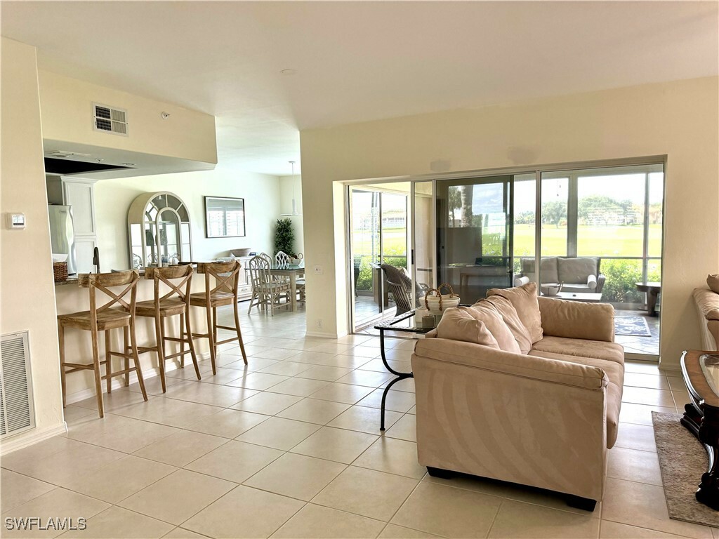 Property Photo: 28044 Cavendish Court 5802 FL 34135