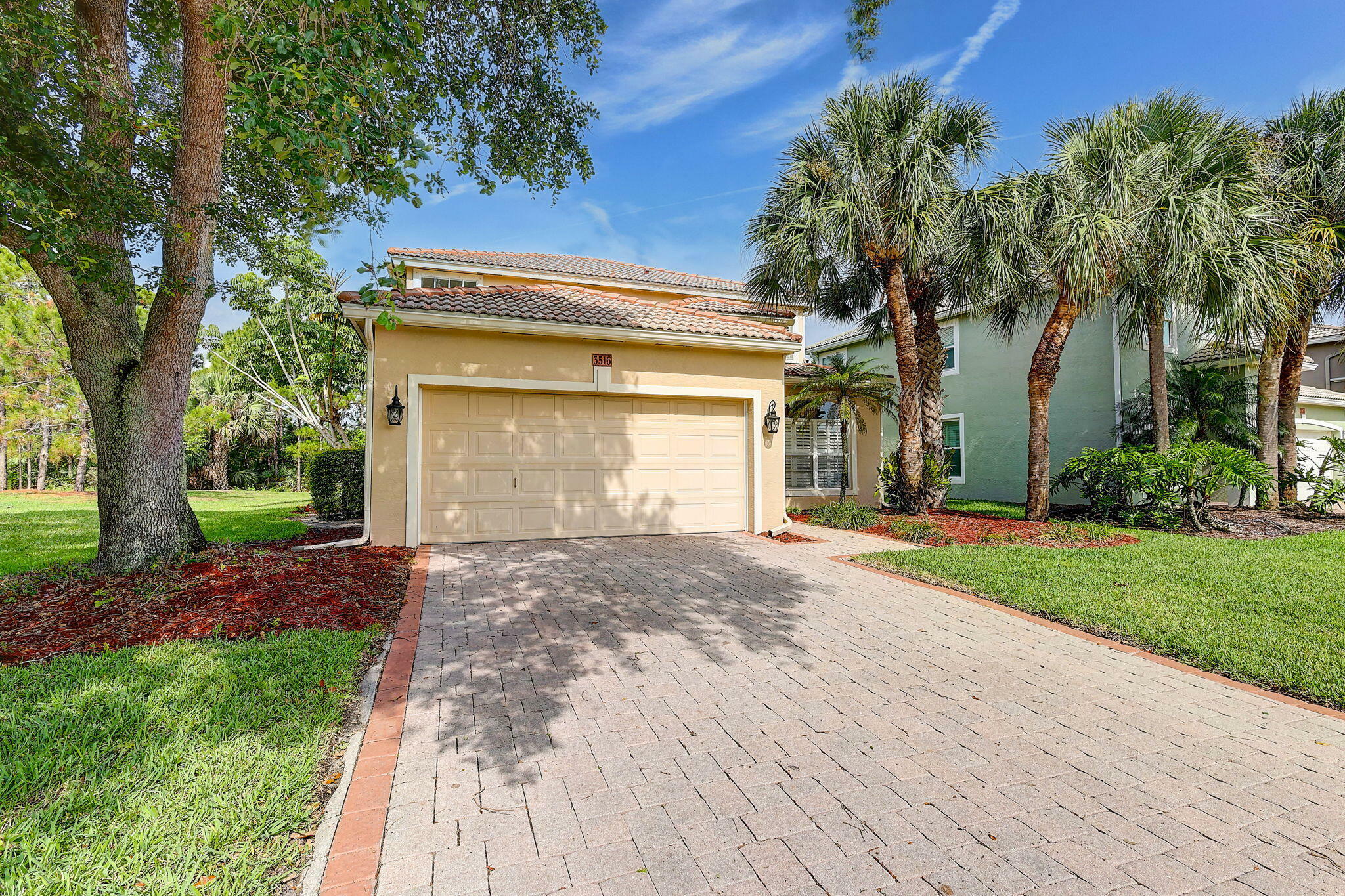 Property Photo:  3516 NW Deer Oak Drive  FL 34957 