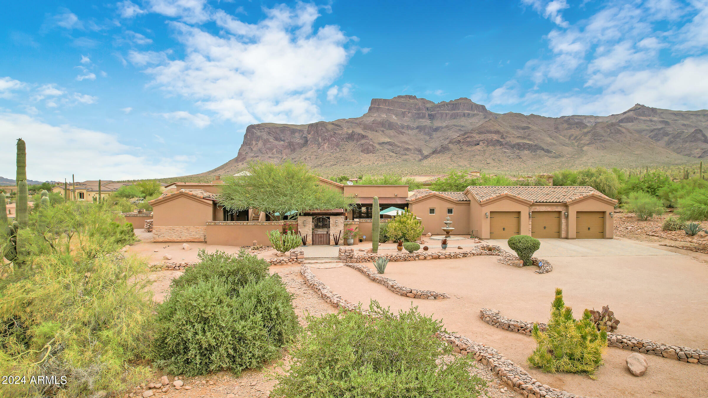 Property Photo:  7016 E Grand View Lane  AZ 85119 