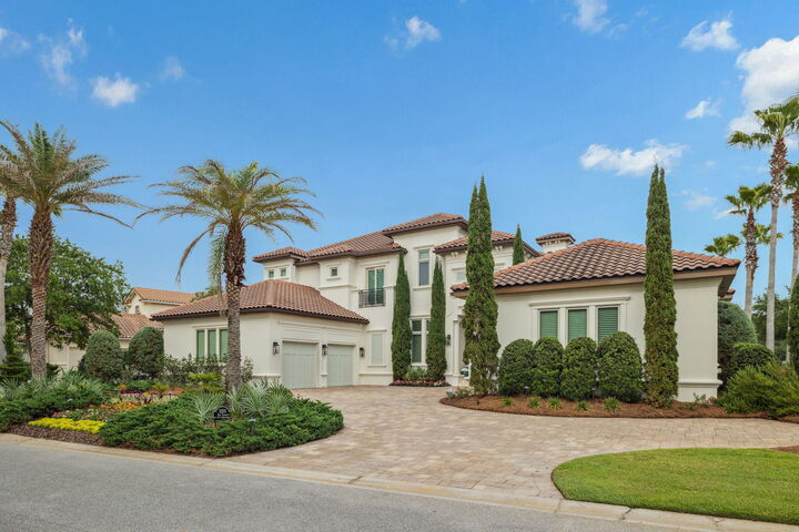 Property Photo:  3203 Bay Estates Circle  FL 32550 