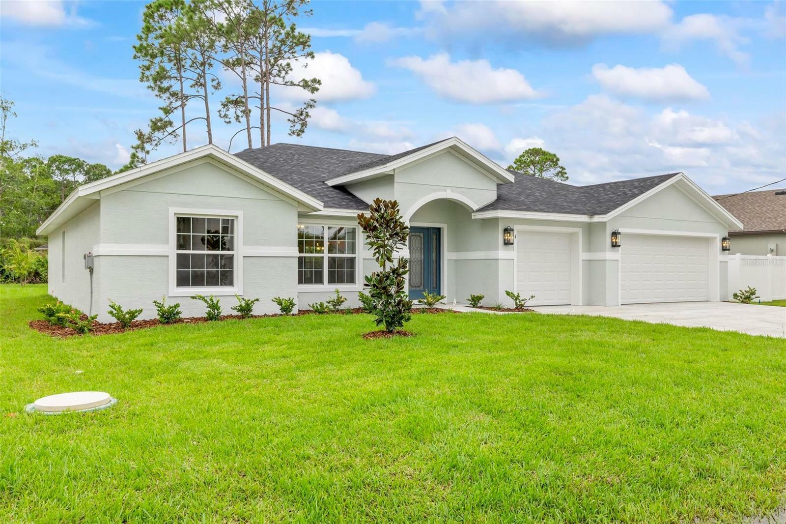 Property Photo:  4 Ricker Place  FL 32164 