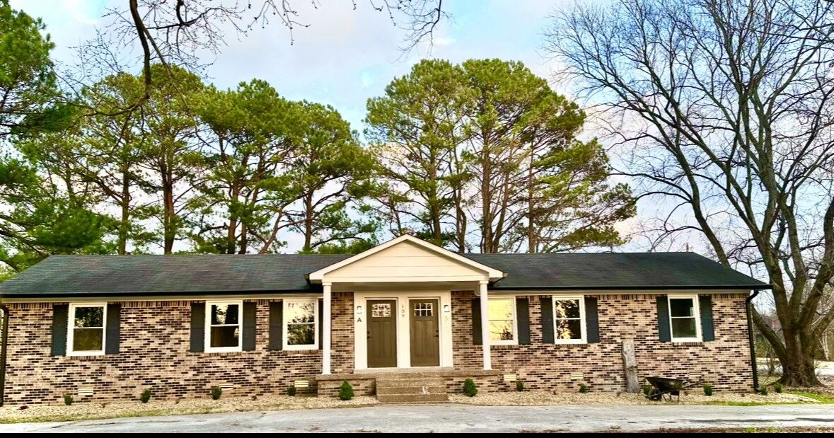 Property Photo: 109 N Cayce Ln B TN 38401