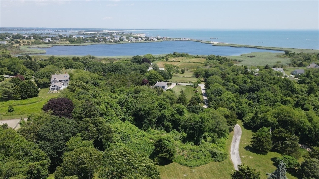 Property Photo:  189 Brayton Point Rd.  MA 02790 