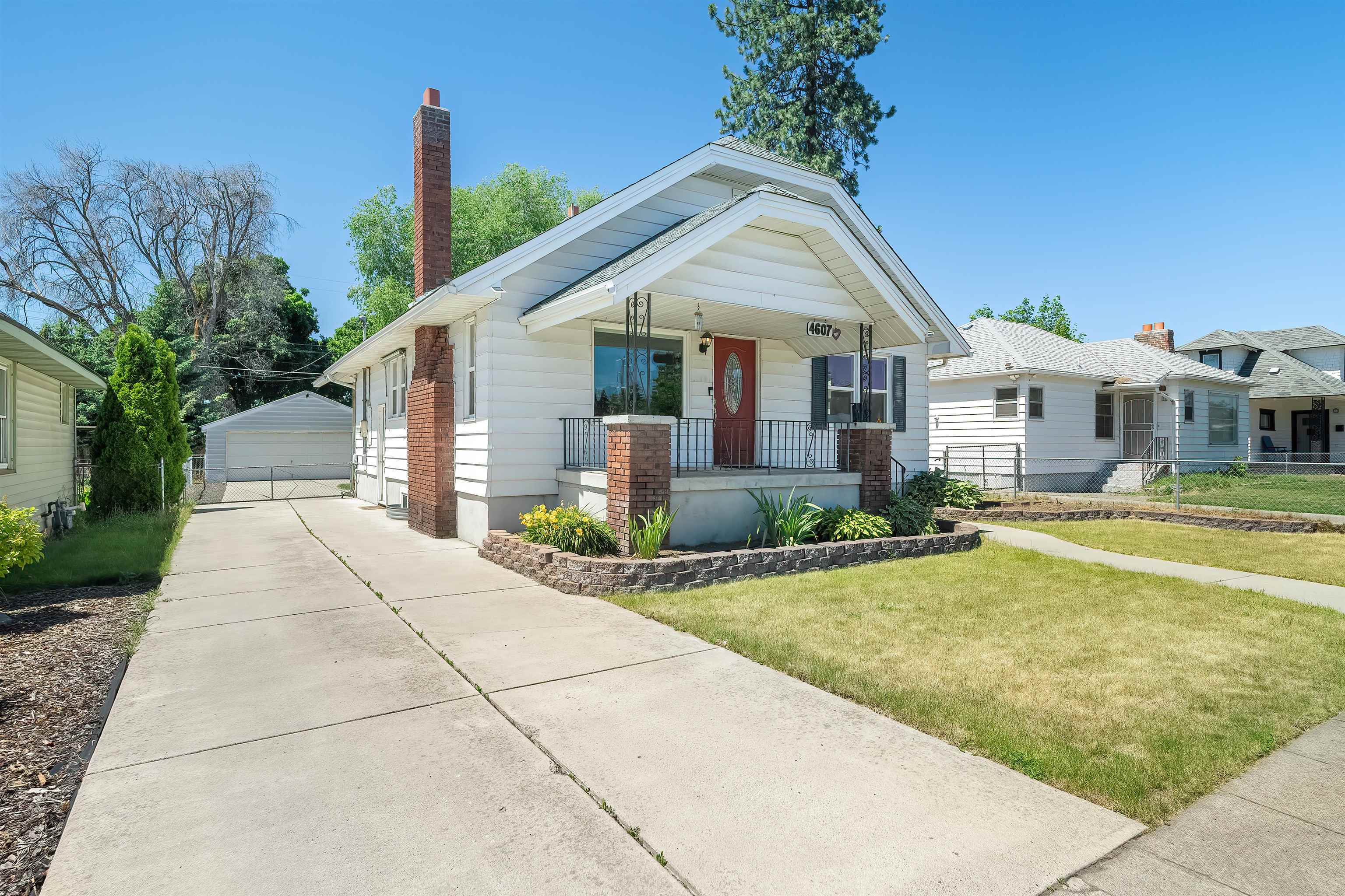 Property Photo: 4607 N Stevens St WA 99205