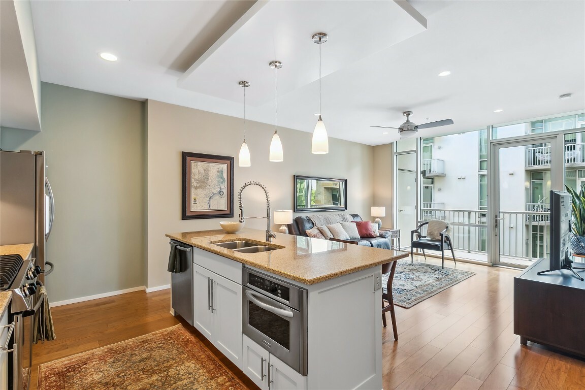 Property Photo:  1600 Barton Springs Road 1404  TX 78704 