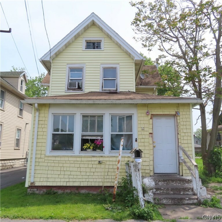 322 Elm Street  Syracuse NY 13203 photo