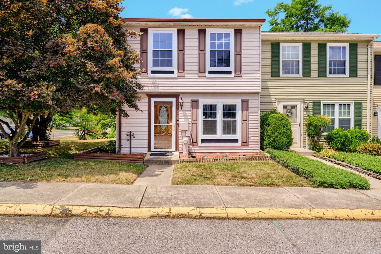 Property Photo: 6462 Lacrosse Lane NE MD 21061