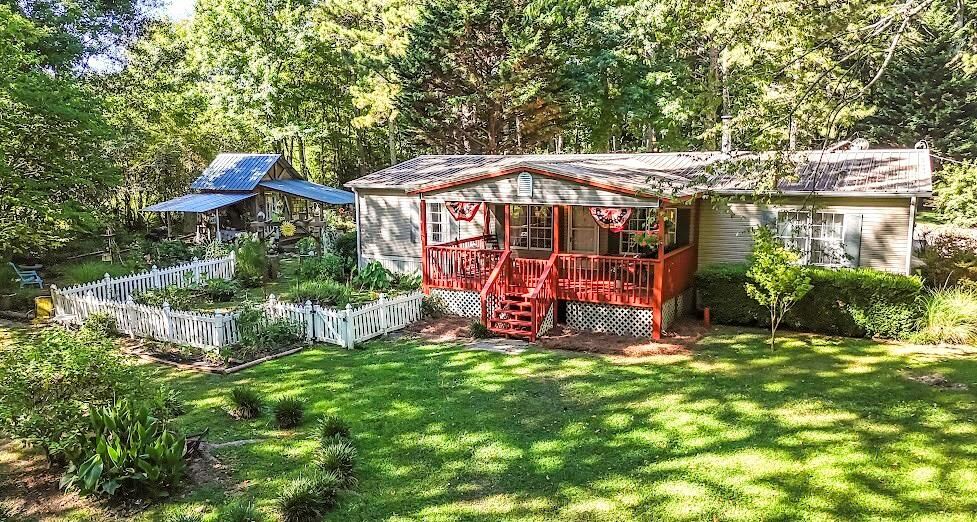 Property Photo: 1366 Georgia 113 Highway N GA 30179