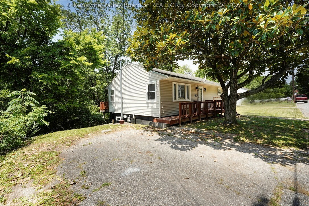 Property Photo:  1515 Byng Drive  WV 25303 