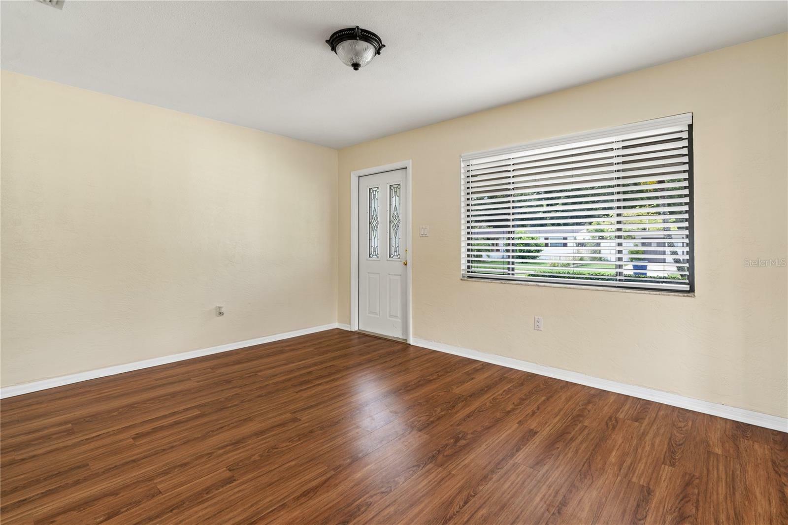 Property Photo:  6320 57th Avenue N  FL 33709 