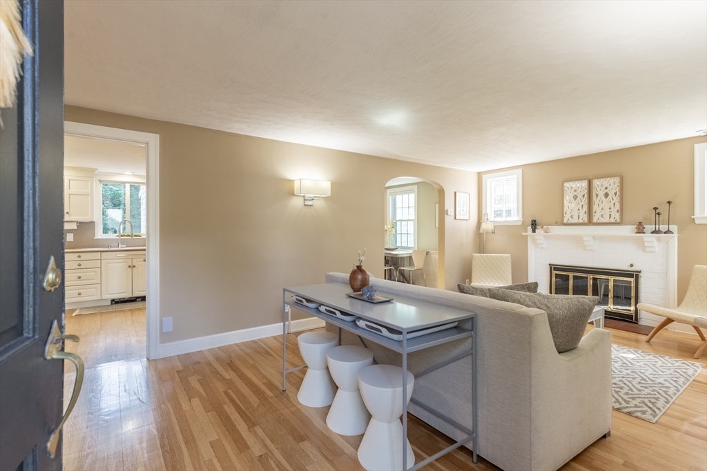 Property Photo:  29 N Hancock St  MA 02420 